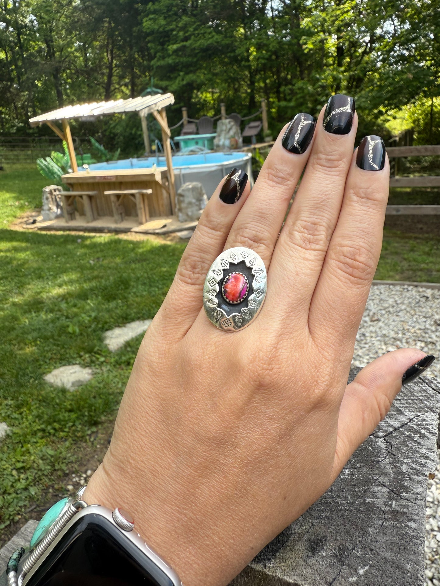 Spiny ring