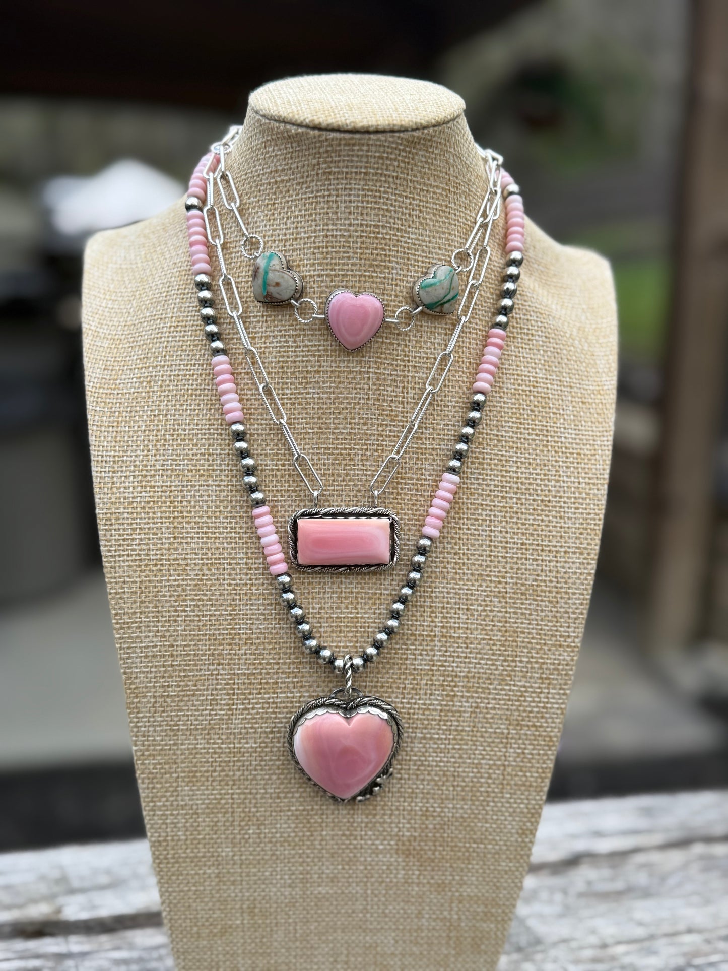 Pink conch bar necklace