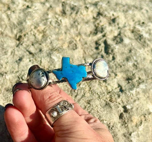 Choosin’ Texas cuff