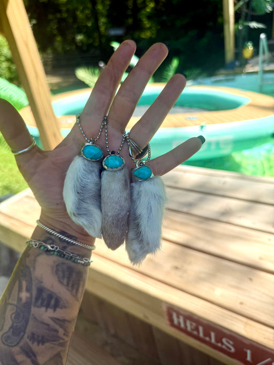 Lucky Rabbits foot