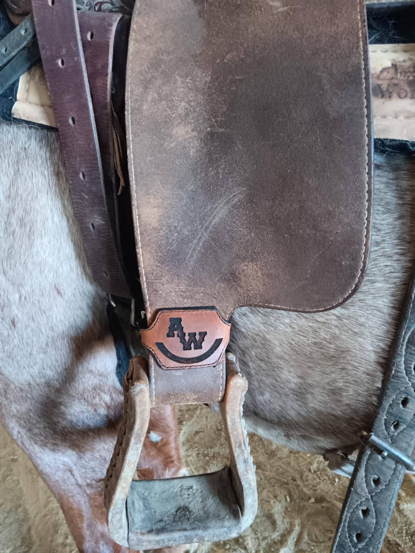 Stirrup hobble straps