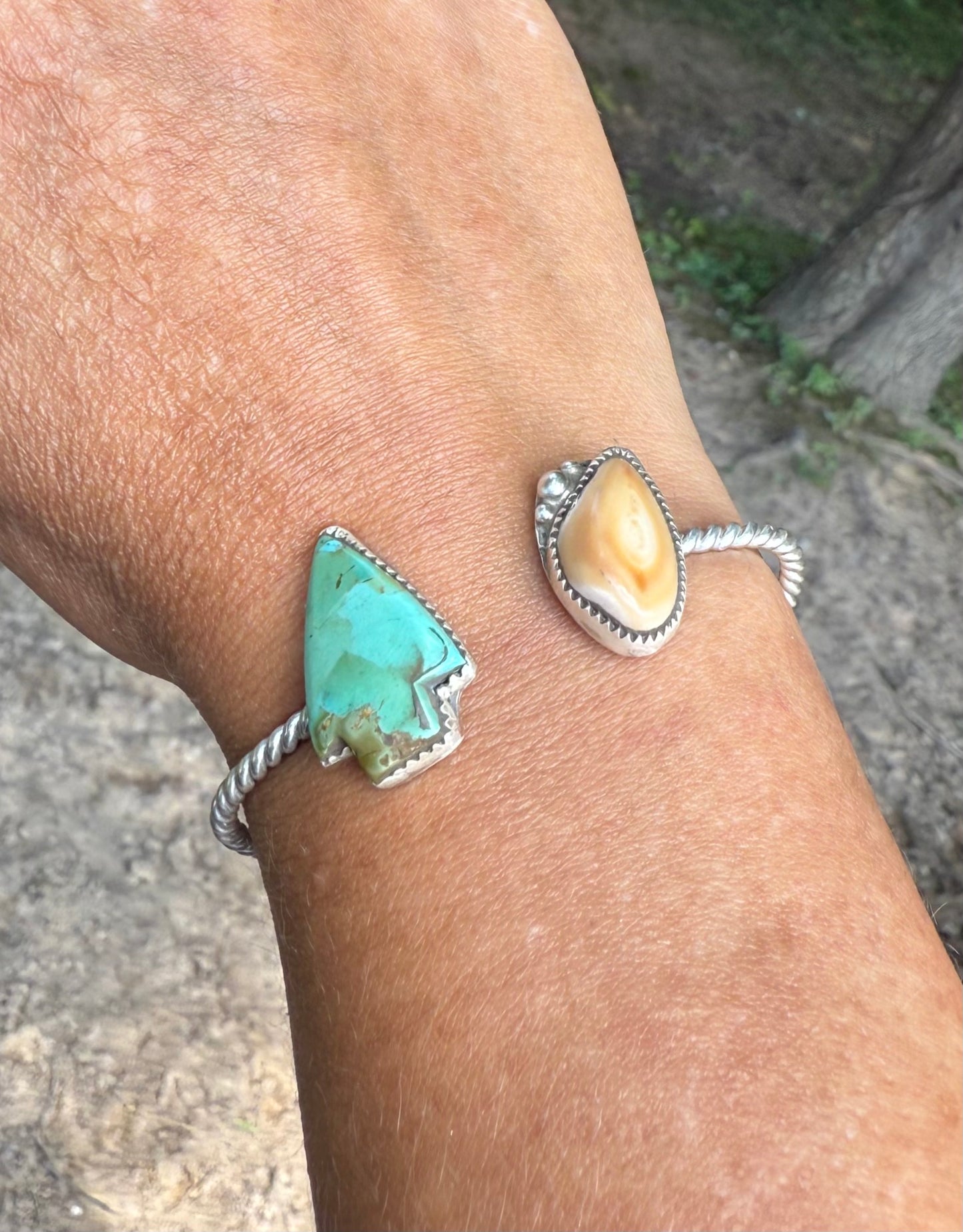 Arrowhead & elk ivory cuff