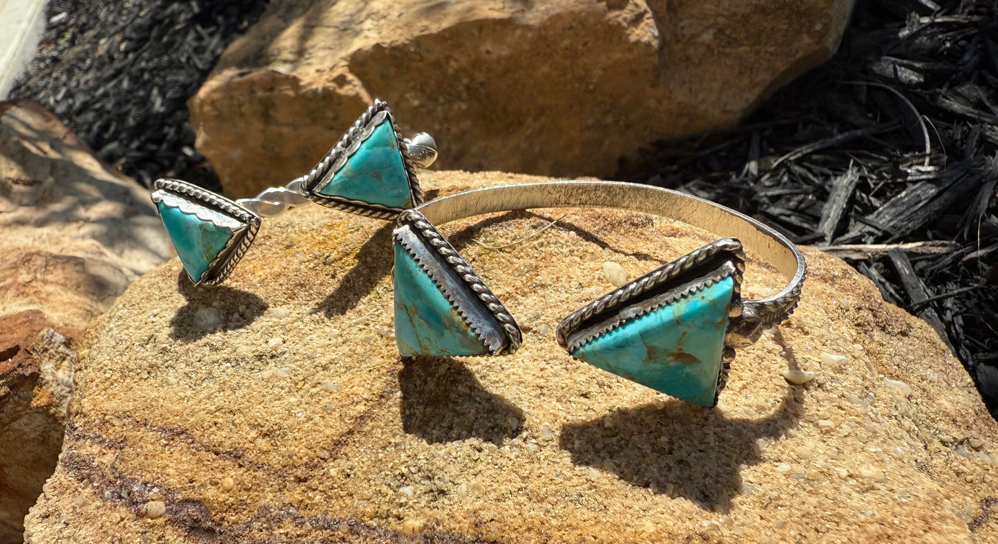 Twisted Sister cuff (made to order)