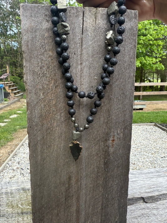 Arrowhead beaded necklace